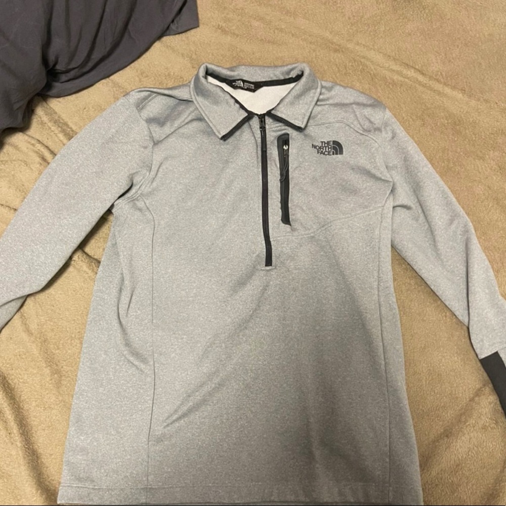Gray north face quarter zip